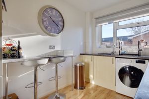 Kitchen/Breakfast Room- click for photo gallery